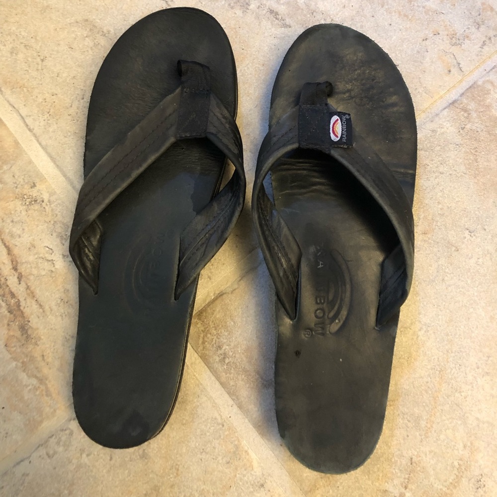 ⚡️Flash Sale⚡️Black Rainbows🌈 Size 7.5‼️